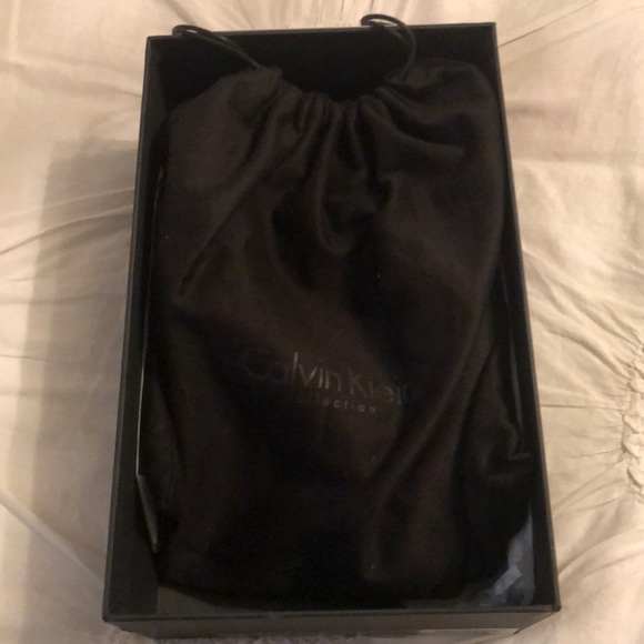 CALVIN KLEIN COLLECTION HEELS - Picture 2 of 8